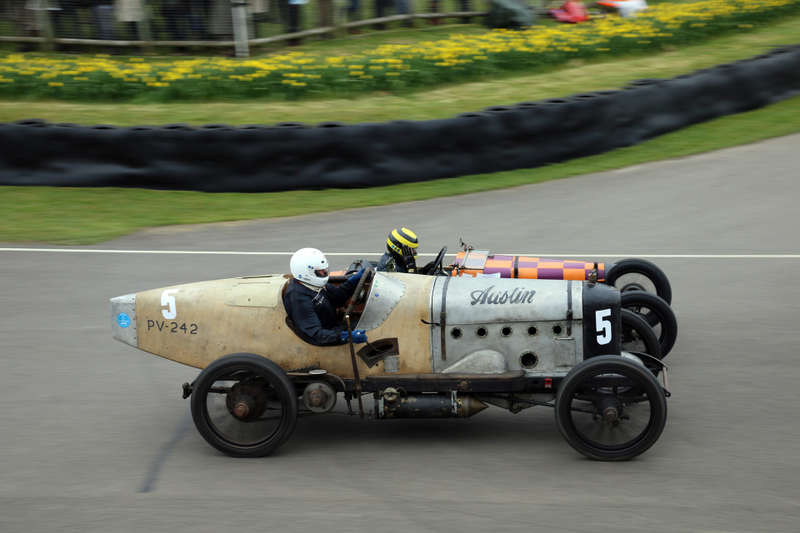 Illustration for article titled Get Lost In The Fantastic World Of Early 20th Century Race Cars